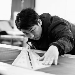 カッコイイを提案！オリジナルネクタイの制作なら私たちにお任せください。